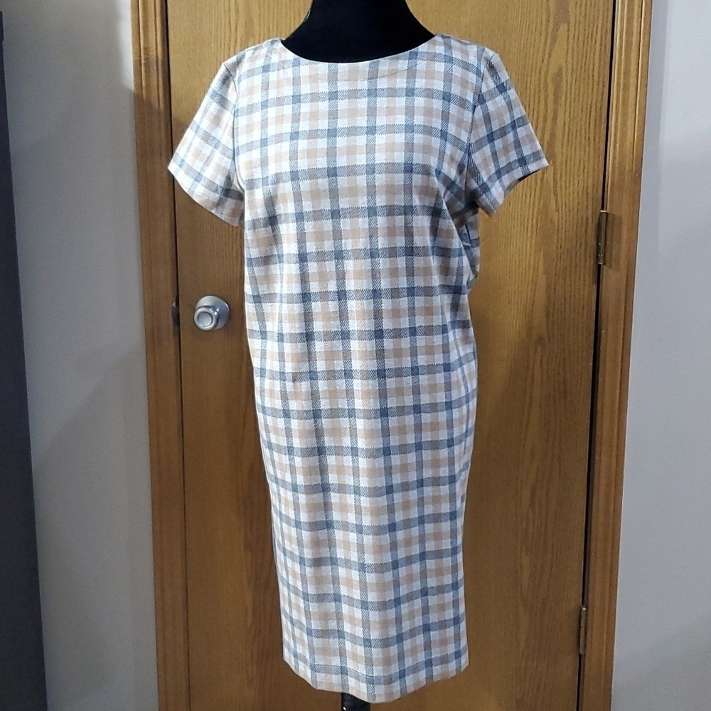 J Jill plaid short sleeve comfort dress grey tan